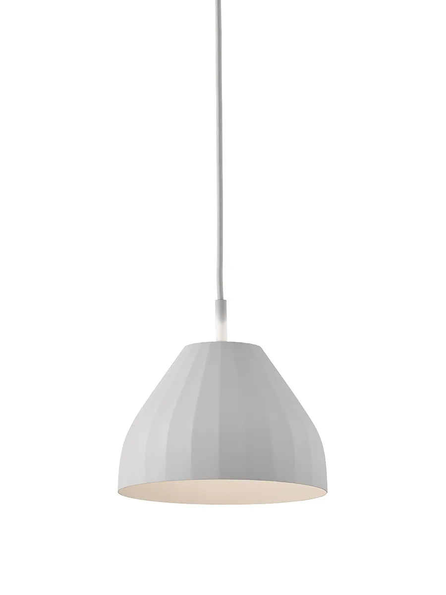 Le Klint Facet 140 Pendel, Hvid – Dansk Design Udstillingsmodel