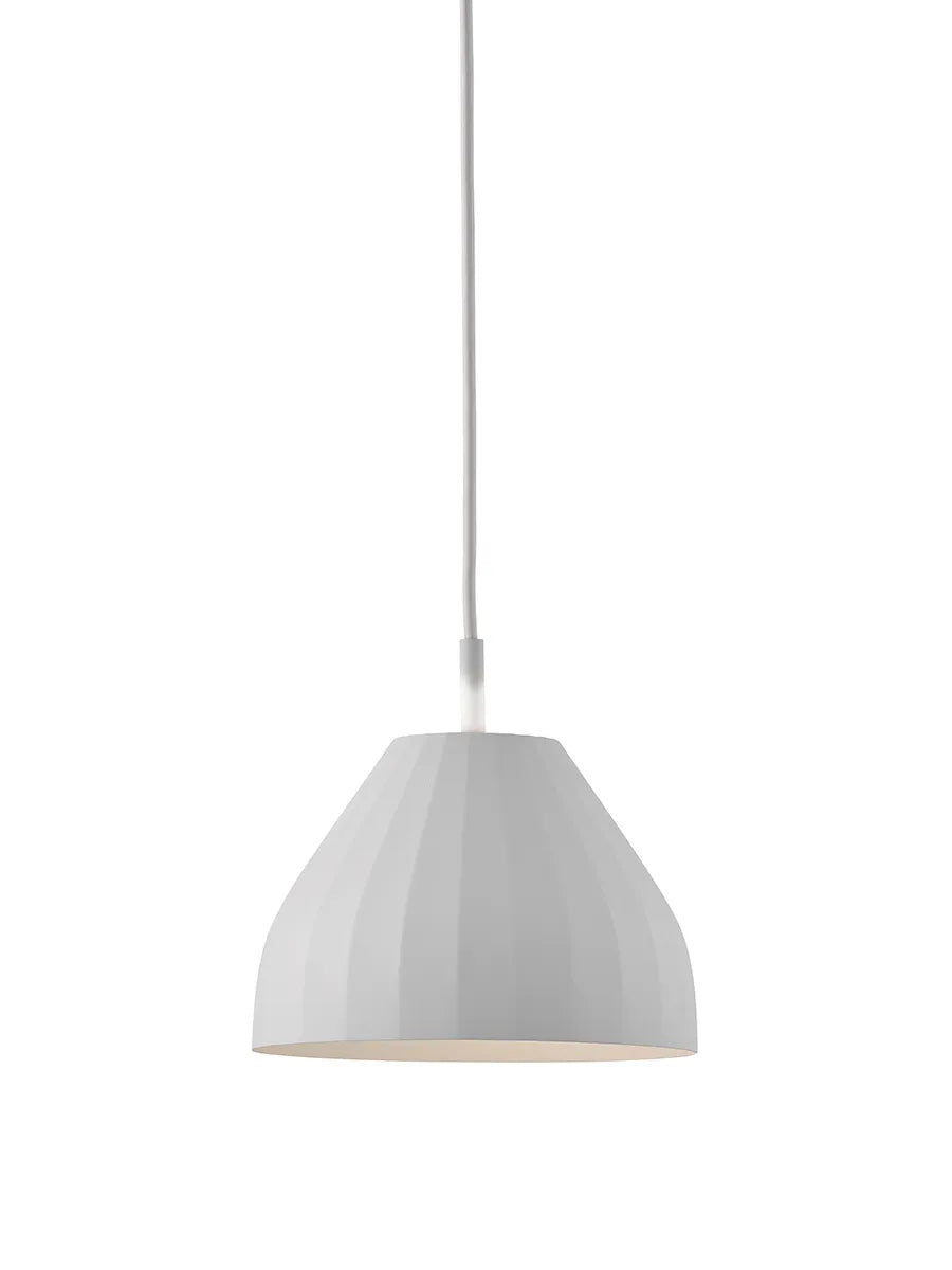 Le Klint Facet 140 Pendel, Hvid – Dansk Design Udstillingsmodel