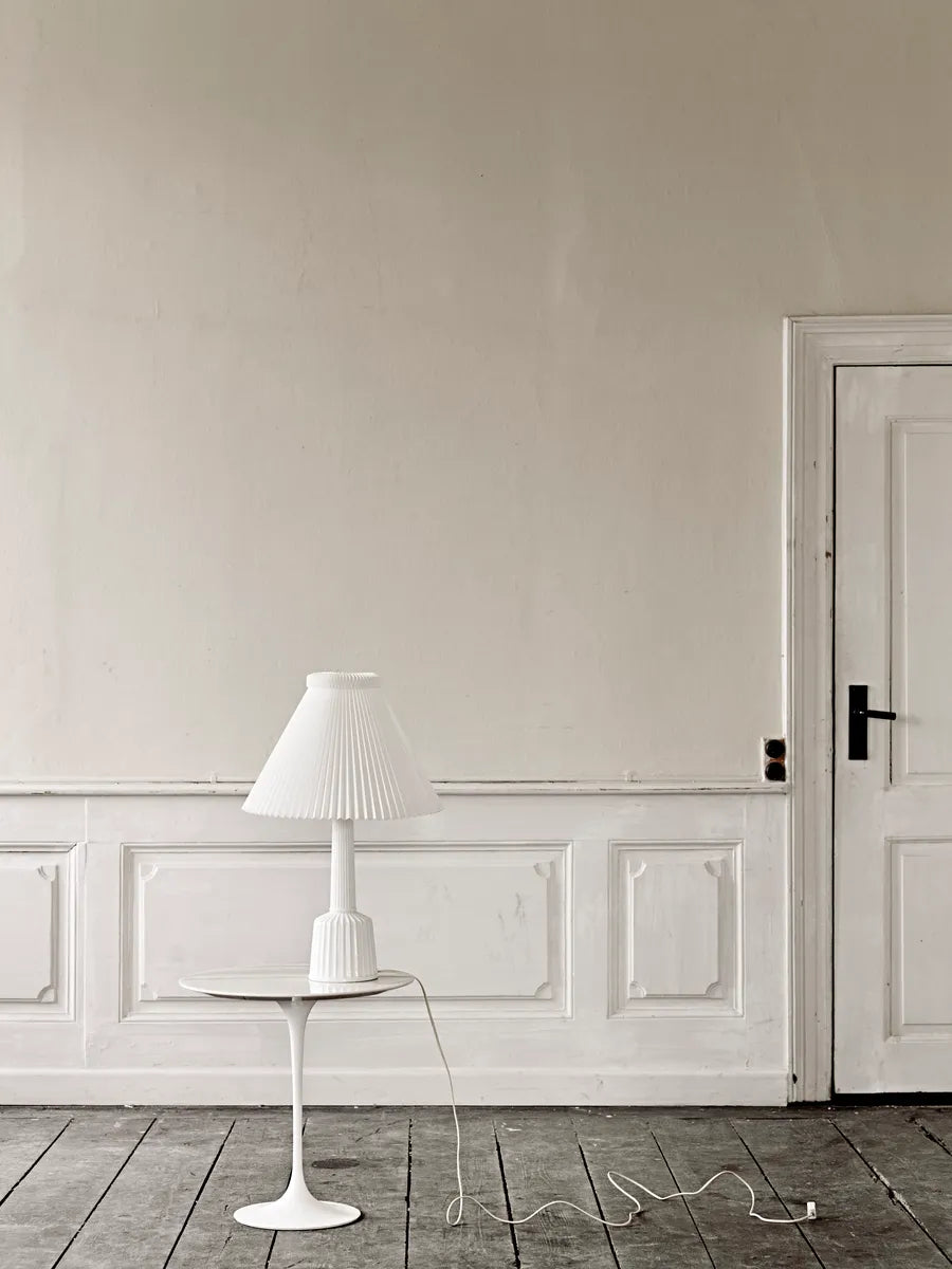 Esben Klint Lampe fra Lyngby Porcelæn – Dansk Design Udstillingsmodel