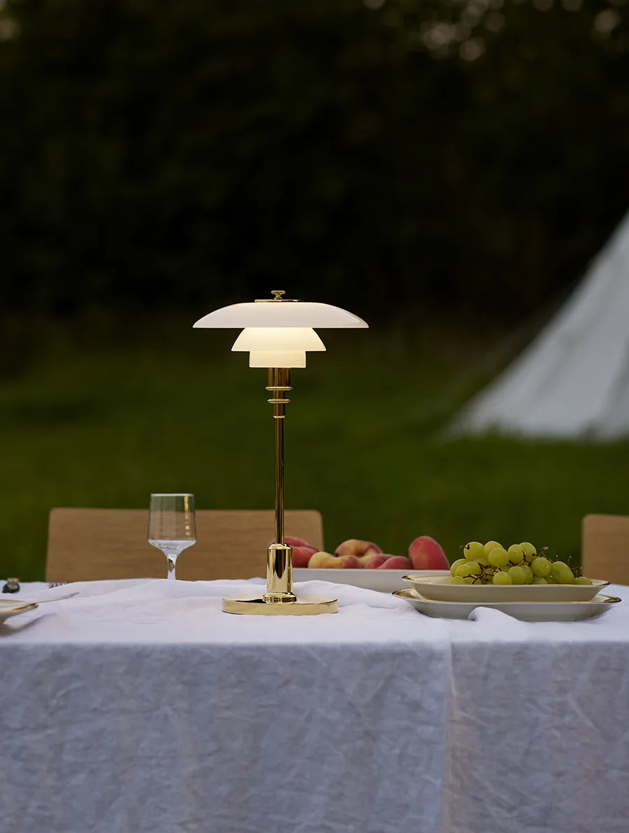 PH 2/1 Portable Bordlampe, Messing – Udstillingsmodel fra Louis Poulsen