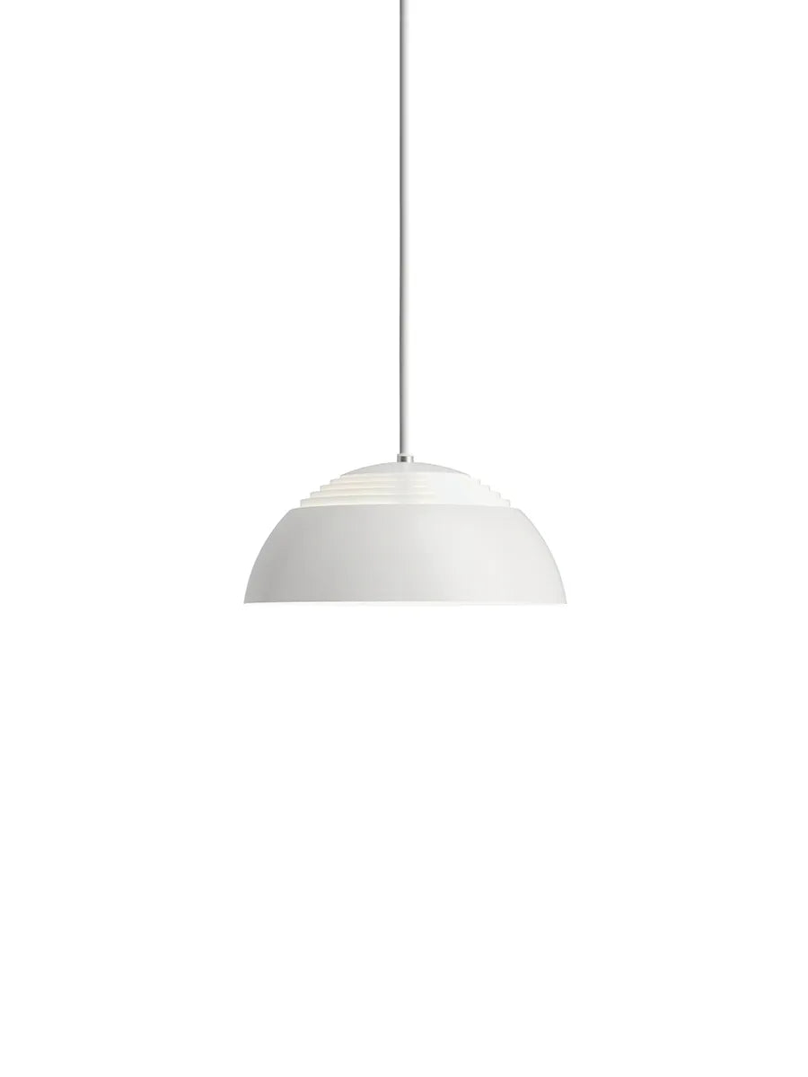 Louis Poulsen AJ Royal Pendel – Dansk Design Udstillingsmodel