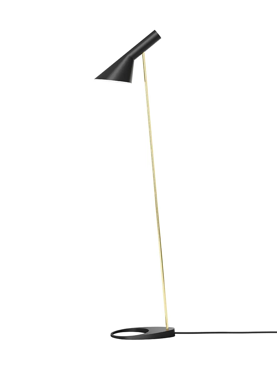 Louis Poulsen AJ Gulvlampe Sort/Messing – Udstillingsmodel