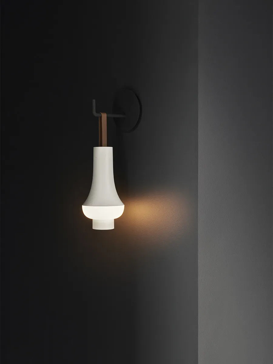 Tomoshi Portable, white fra Louis Poulsen