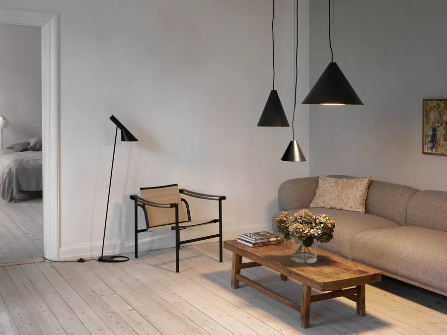 Louis Poulsen Keglen Pendel – Dansk Design Udstillingsmodel