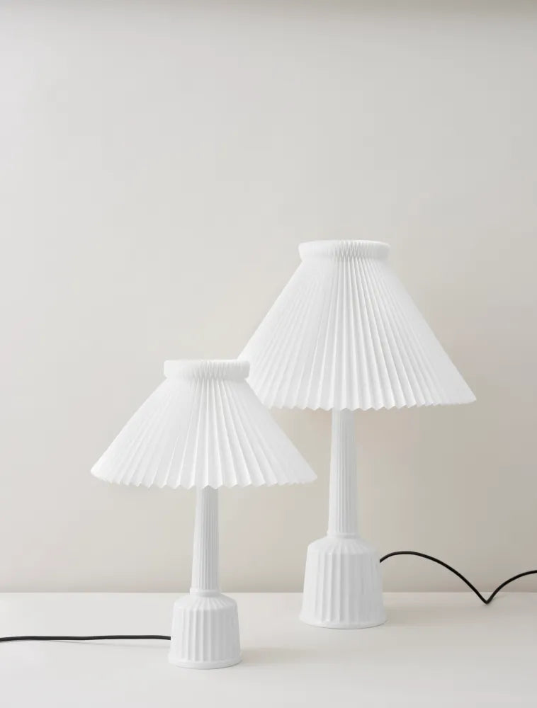 Lille Esben Klint bordlampe fra Lyngby Porcelæn