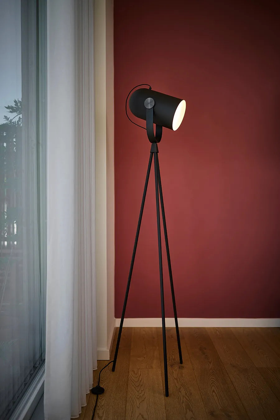 Carronade II Gulvlampe fra Le Klint
