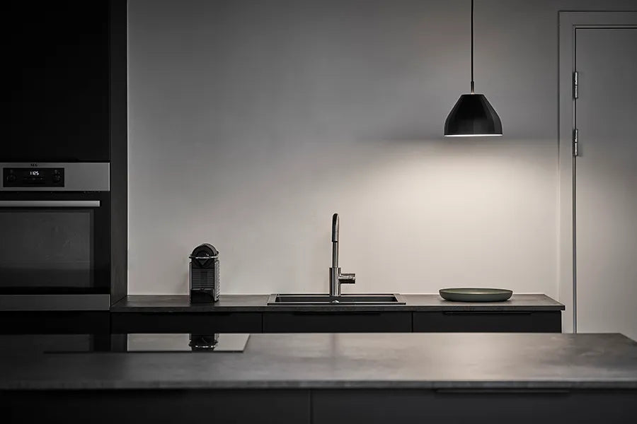 Le Klint Facet 140 Pendel, Sort – Dansk Design Udstillingsmodel