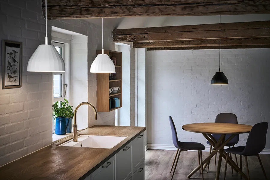 Le Klint Facet 140 Pendel, Hvid – Dansk Design Udstillingsmodel