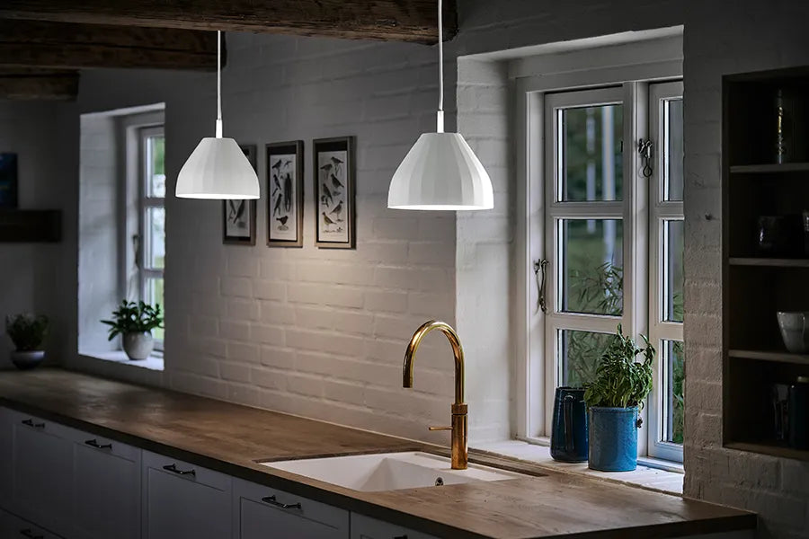 Le Klint Facet 140 Pendel, Hvid – Dansk Design Udstillingsmodel