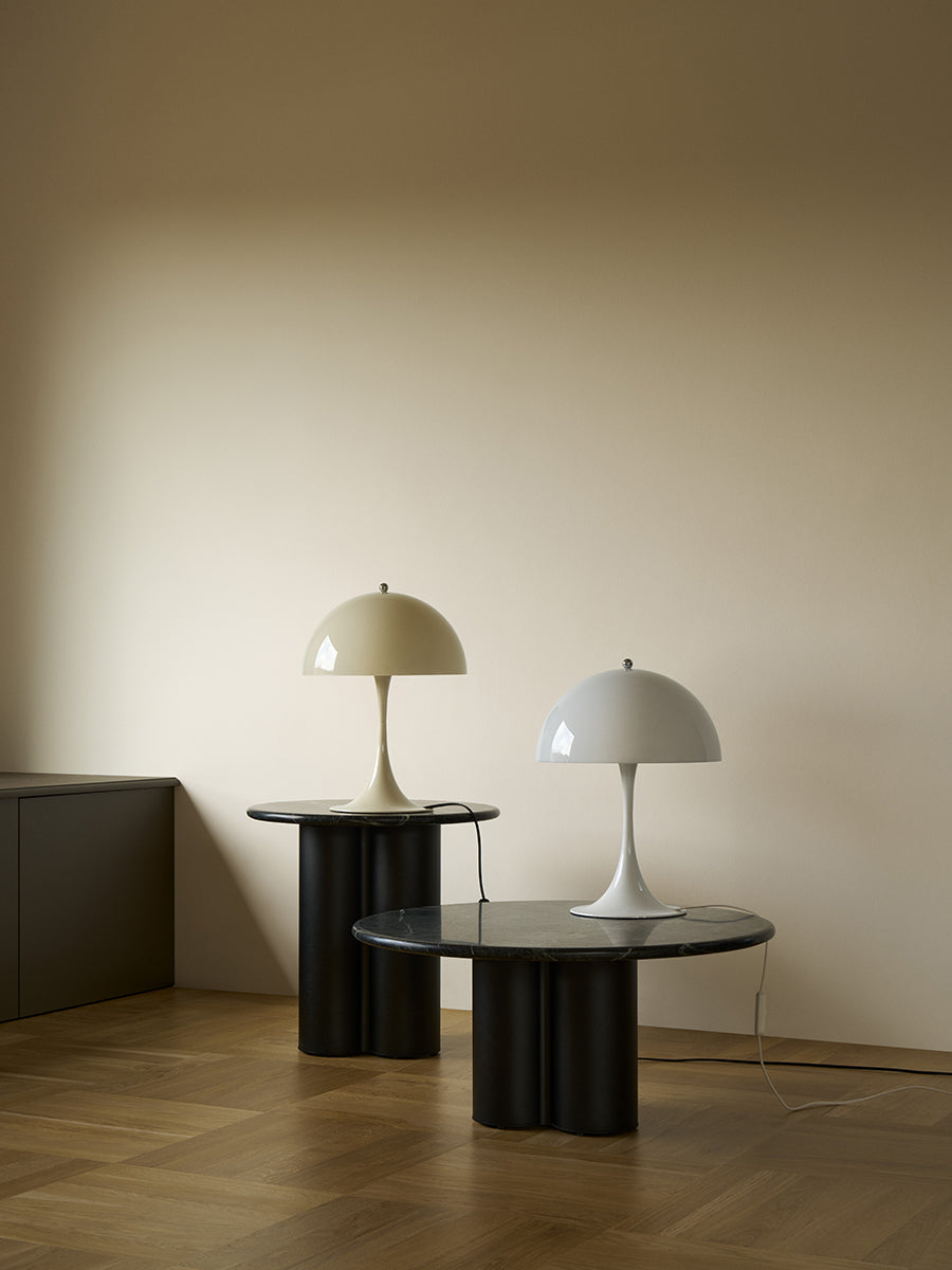 Panthella 320 Bordlampe, Opal – Verner Panton for Louis Poulsen