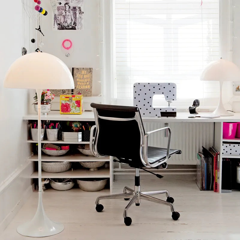 Louis Poulsen Panthella Gulvlampe – Udstillingsmodel