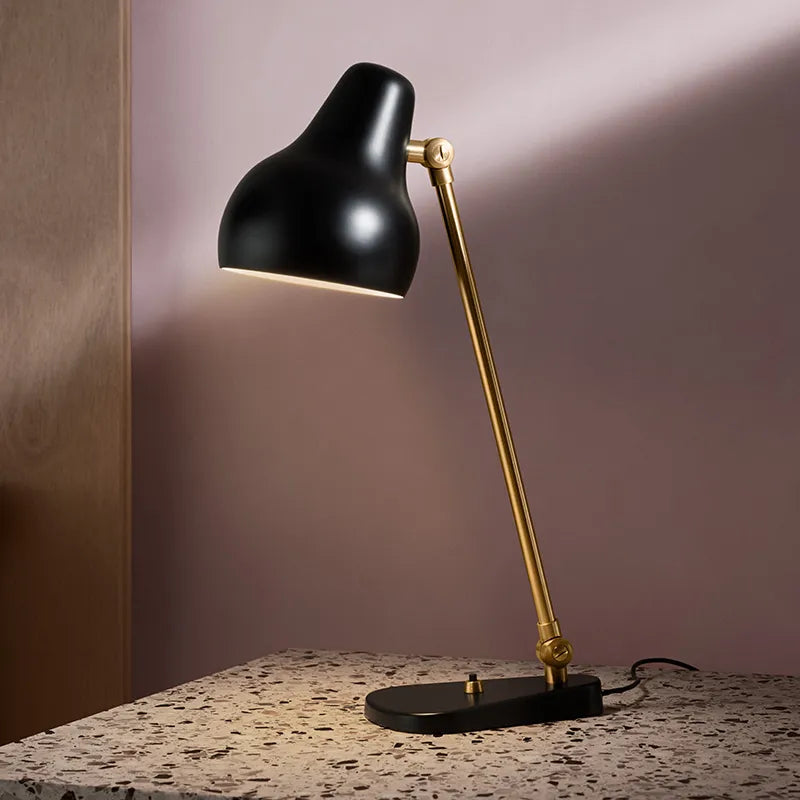 VL38 bordlampe fra Louis Poulsen