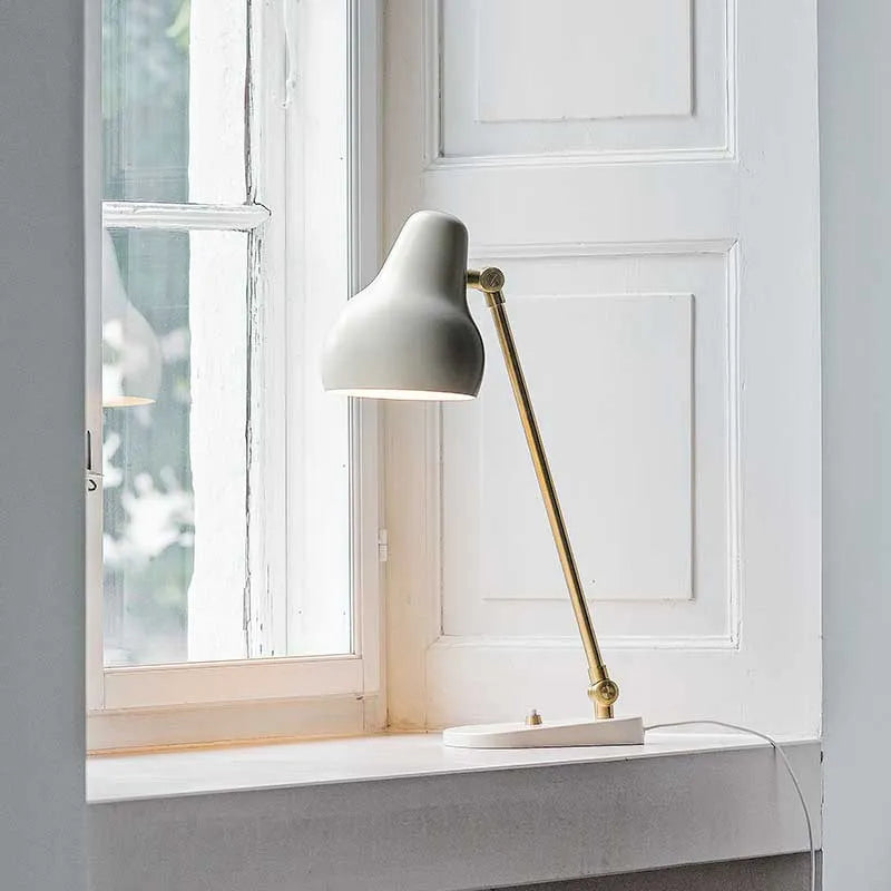 VL38 bordlampe fra Louis Poulsen