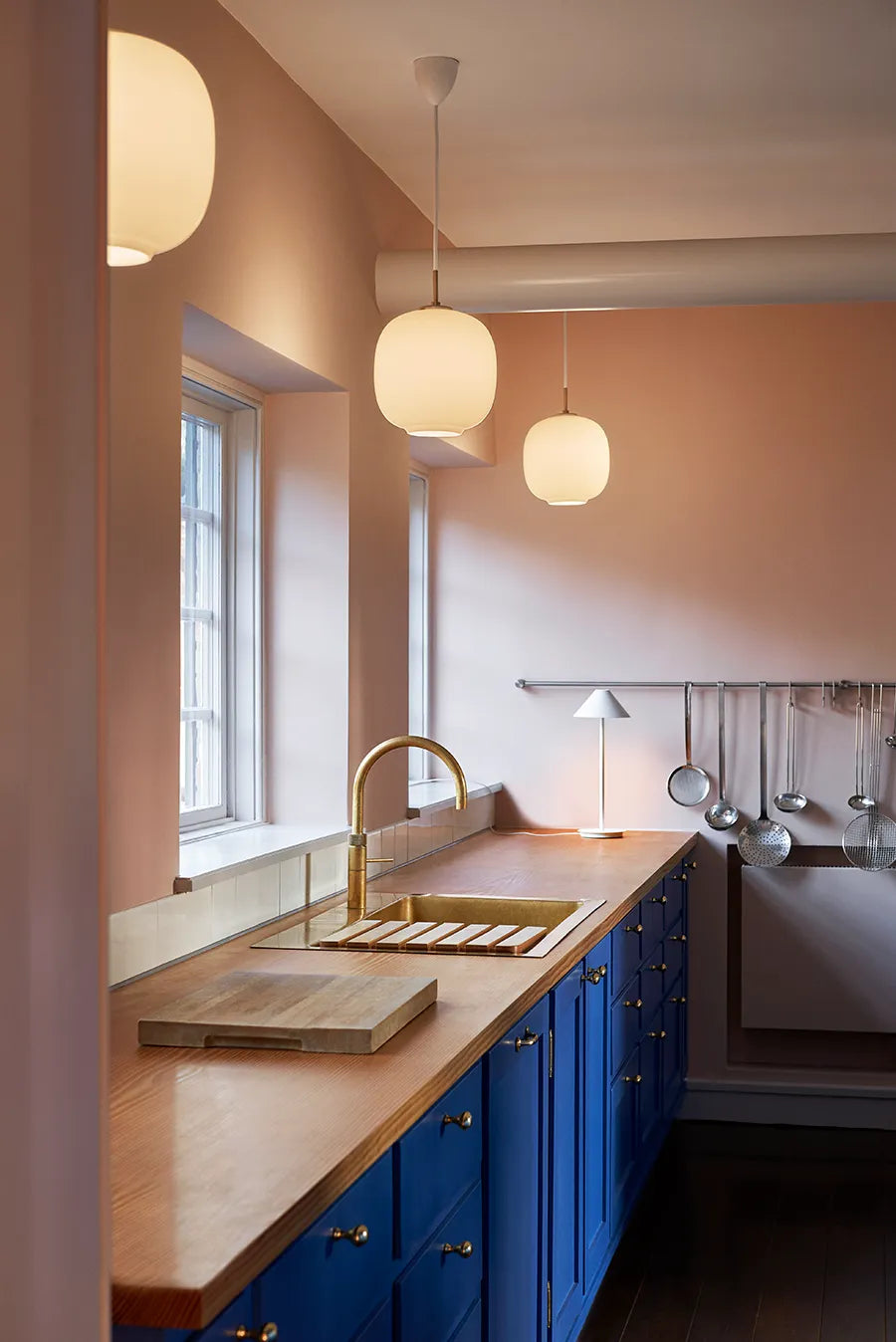 Keglen Bordlampe fra Louis Poulsen