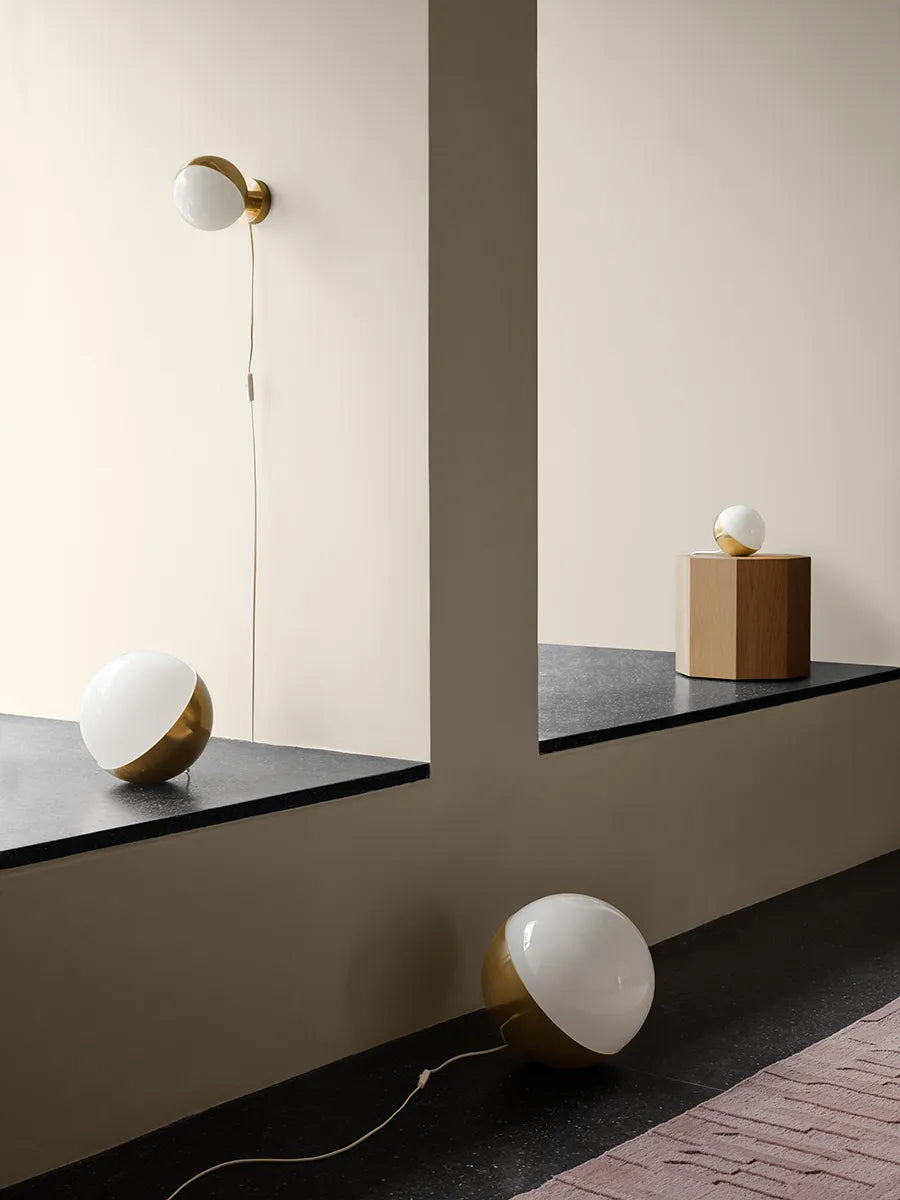 Louis Poulsen VL Studio Væglampe – Dansk Design Udstillingsmodel