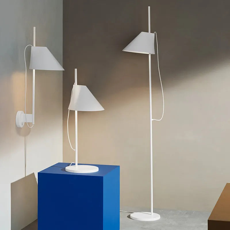 Yuh gulvlampe fra Louis Poulsen