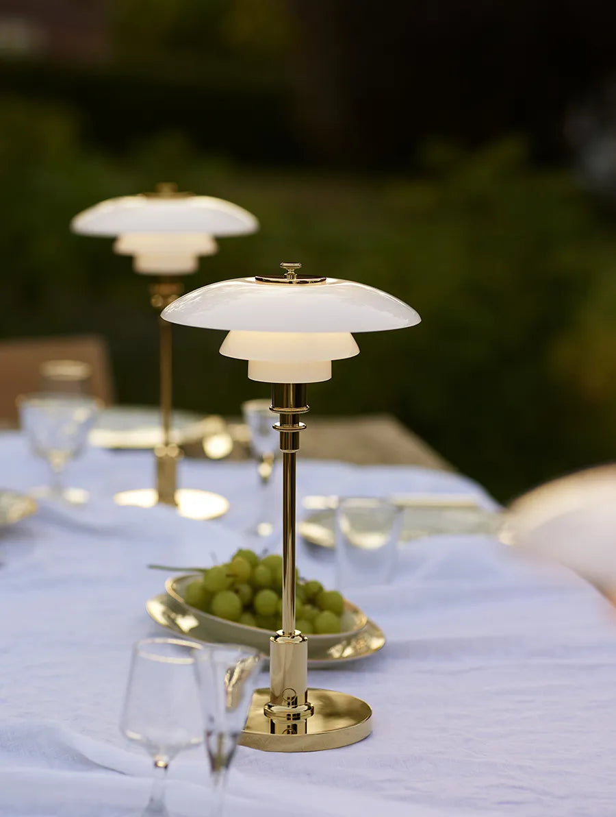 PH 2/1 Portable Bordlampe, Messing – Udstillingsmodel fra Louis Poulsen
