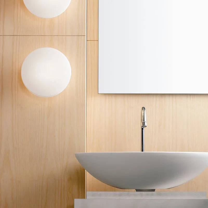 Louis Poulsen AJ Eklipta Væglampe – Dansk Design Udstillingsmodel