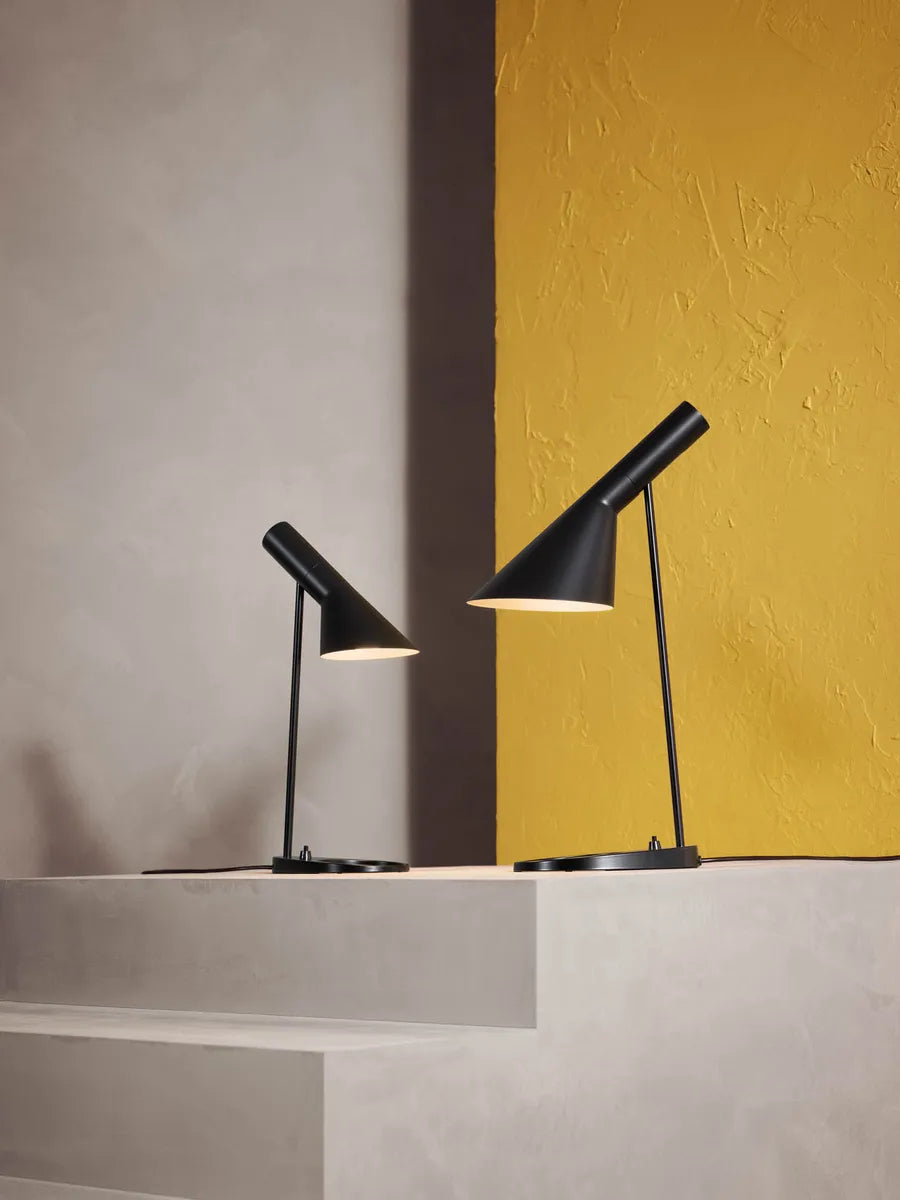 AJ Mini Bordlampe – Louis Poulsen