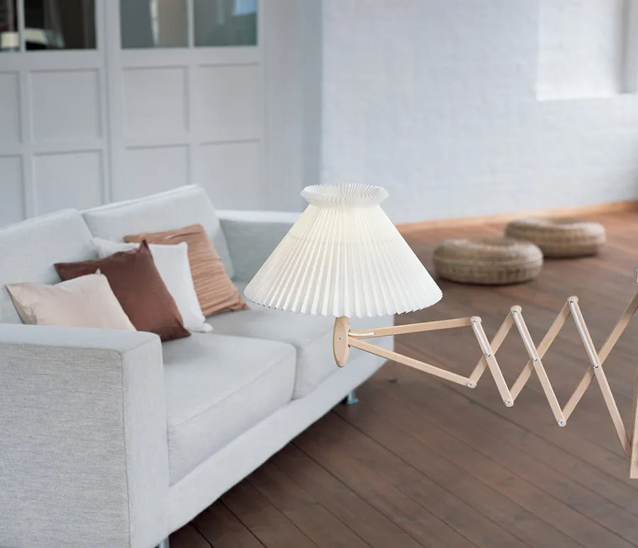 Le Klint 234 Væglampe – Klassisk Sax Design Udstillingsmodel