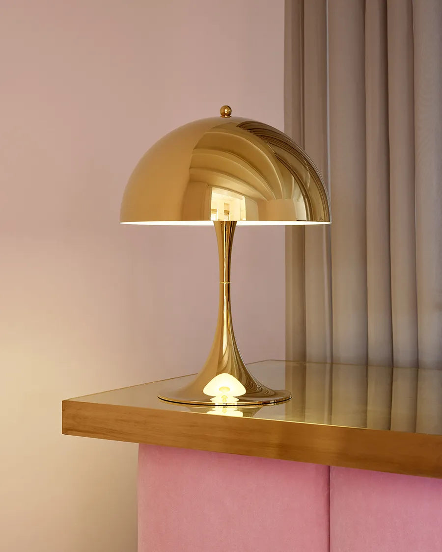 Panthella 320 Bordlampe, Messing – Verner Panton for Louis Poulsen