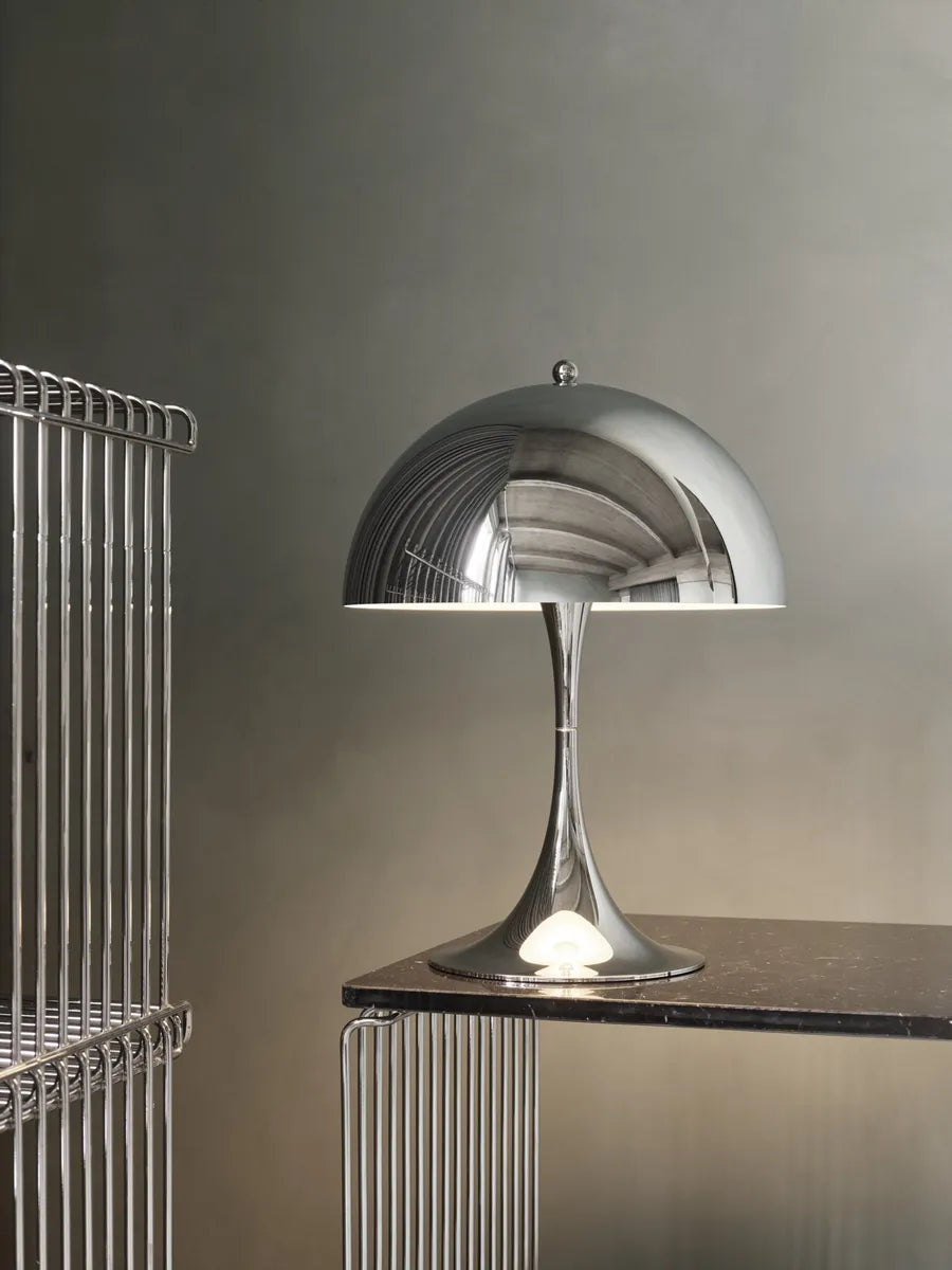 Panthella 250 Bordlampe, Krom – Verner Panton for Louis Poulsen