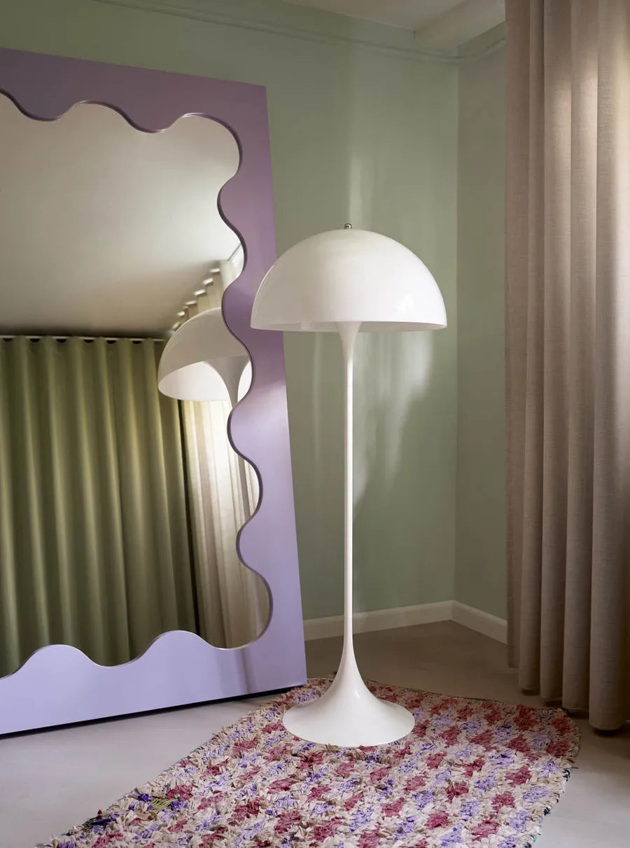 Louis Poulsen Panthella Gulvlampe – Udstillingsmodel
