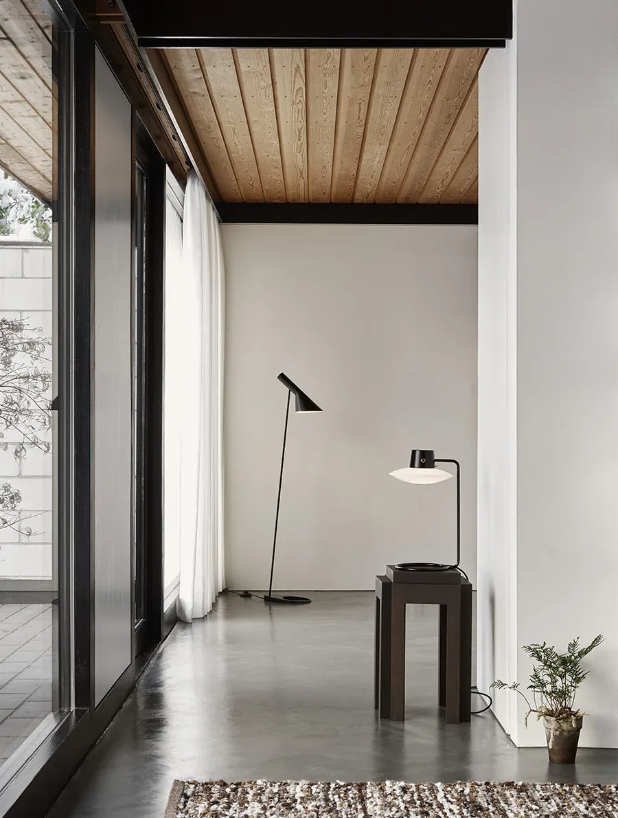 AJ Oxford 410 Bordlampe fra Louis Poulsen