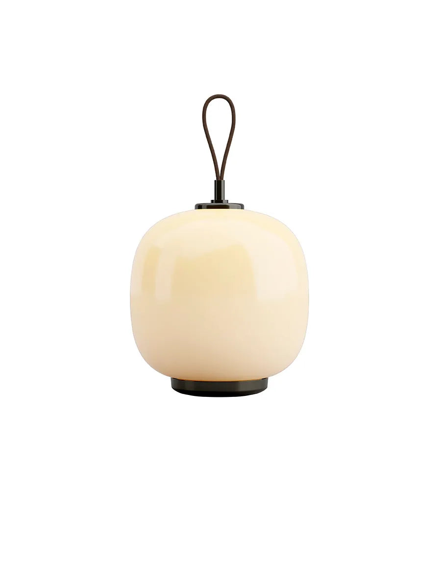 VL45 Radiohus Portable Lamp, pale yellow fra Louis Poulsen
