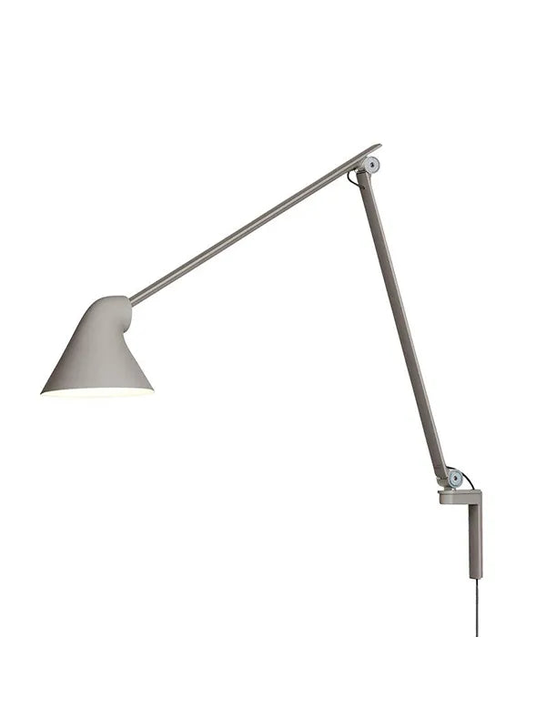 NJP Bordlampe i Aluminium – Udstillingsmodel fra Louis Poulsen